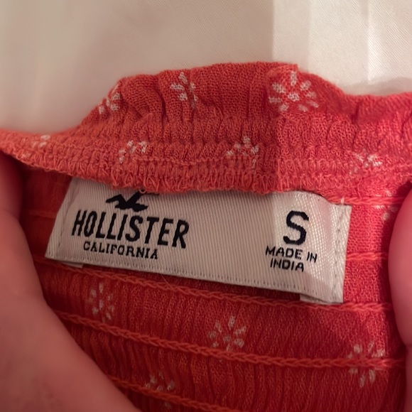 Hollister Cropped Tank Top - Picture 3 of 3
